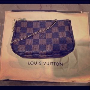 Louis Vuitton Mini Pochette